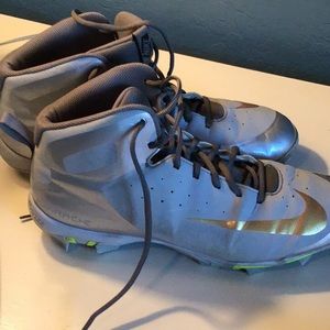 Nike grey Fast Flex Huarache cleat